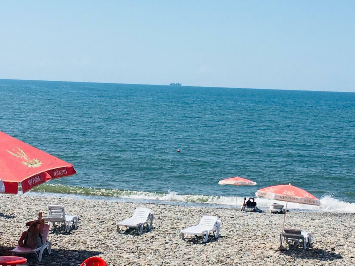 Yellow Room With Sea View Махинджаури Экстерьер фото